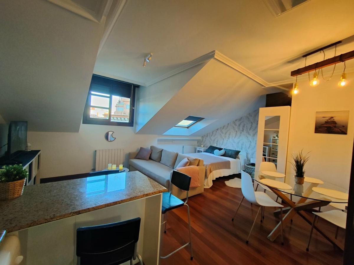 Ferienwohnung El Cielo De Fomento Gijón Exterior foto